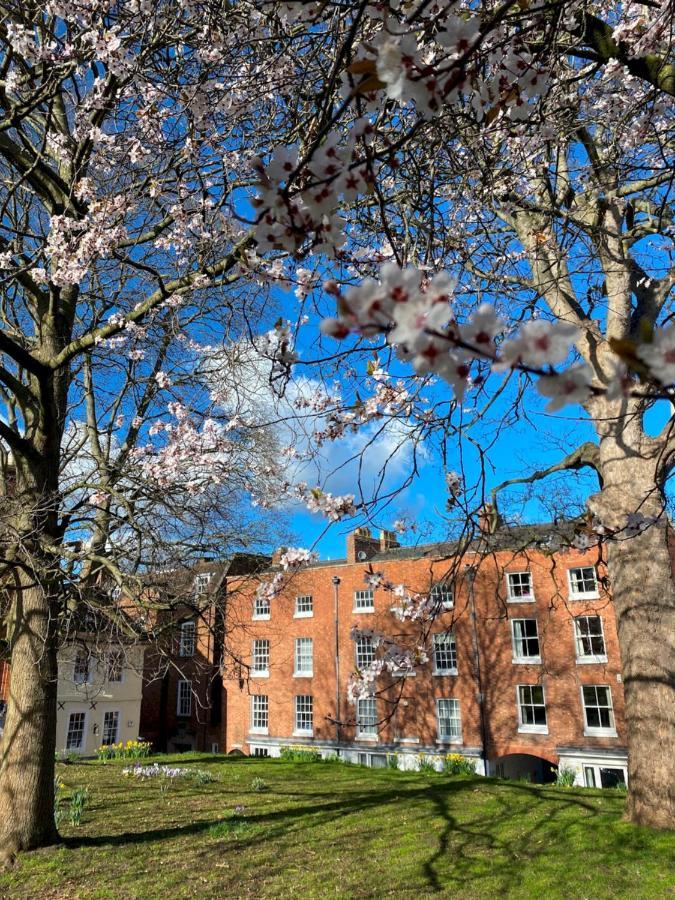 Pass The Keys Superbly Located Handsome Georgian Townhouse Shrewsbury Zewnętrze zdjęcie