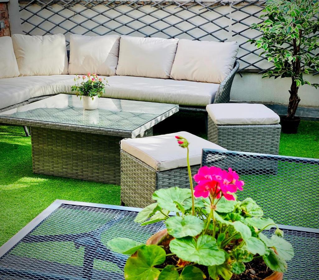 Pass The Keys Superbly Located Handsome Georgian Townhouse Shrewsbury Zewnętrze zdjęcie